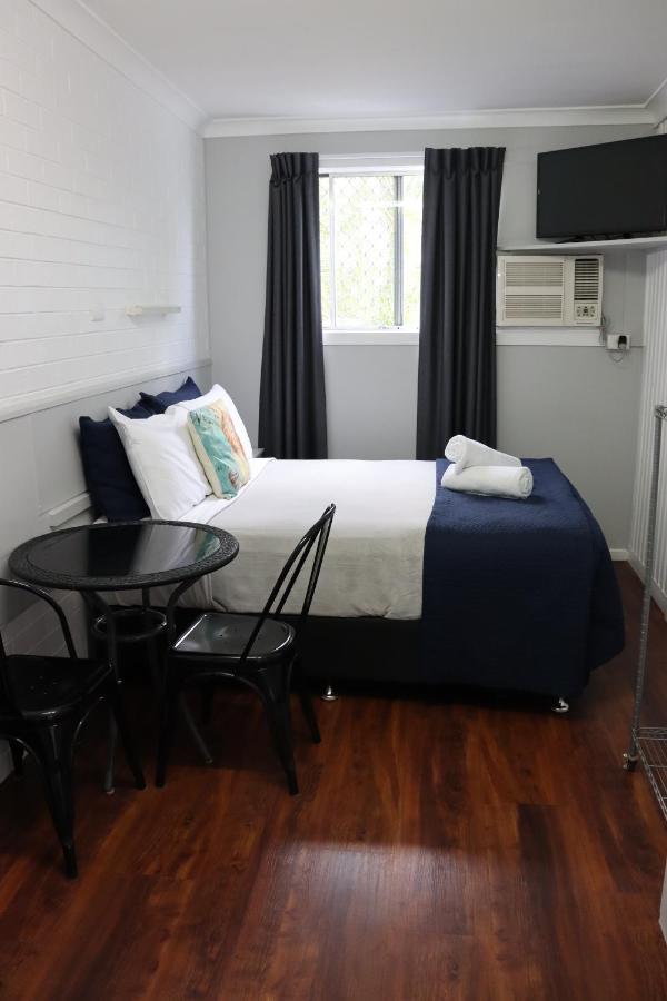 Almare Tourist Motel Ballina Esterno foto